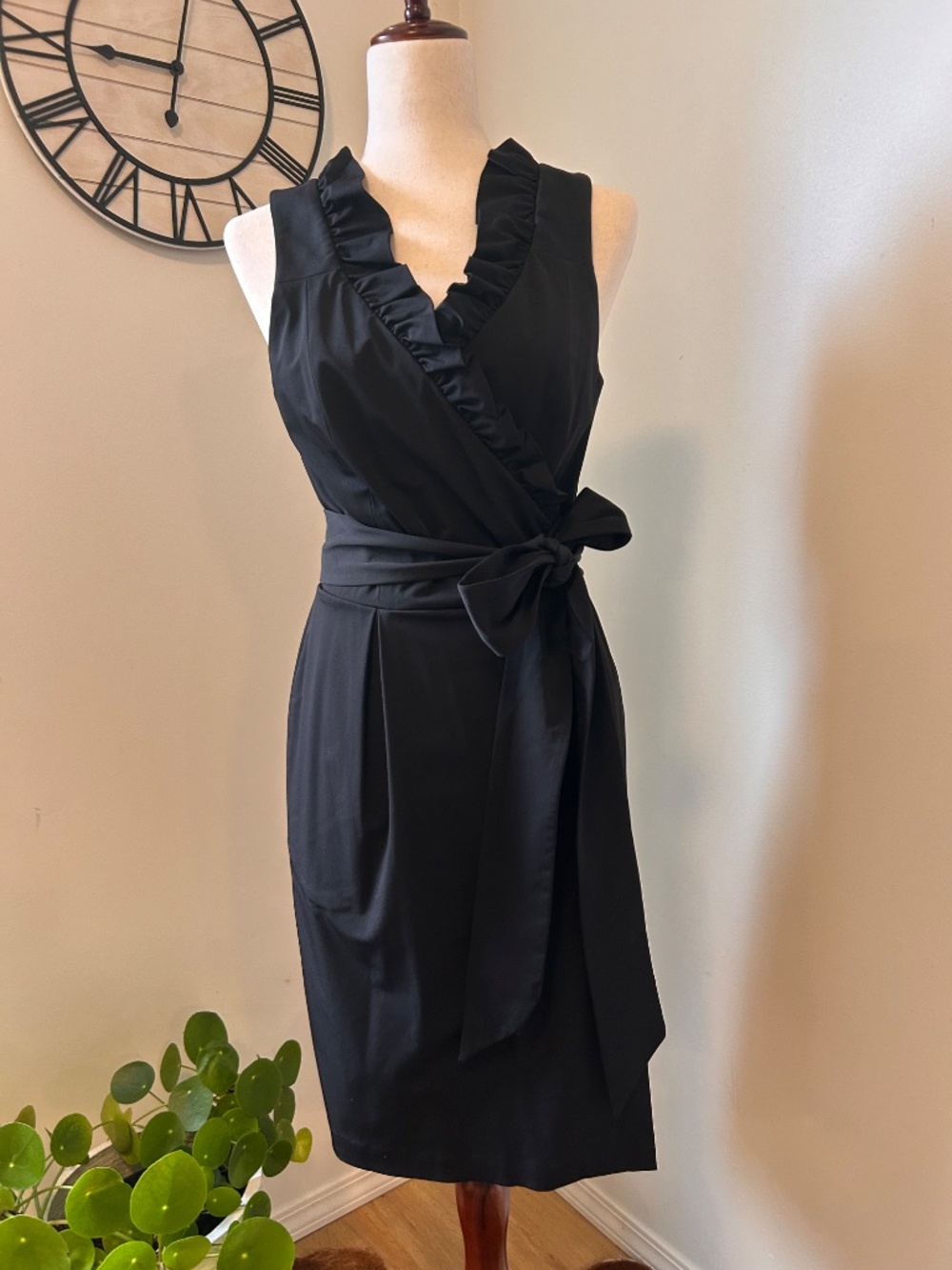 DVF Diane von Furstenberg Andra Black Ruffle Wrap Dress - Size 10